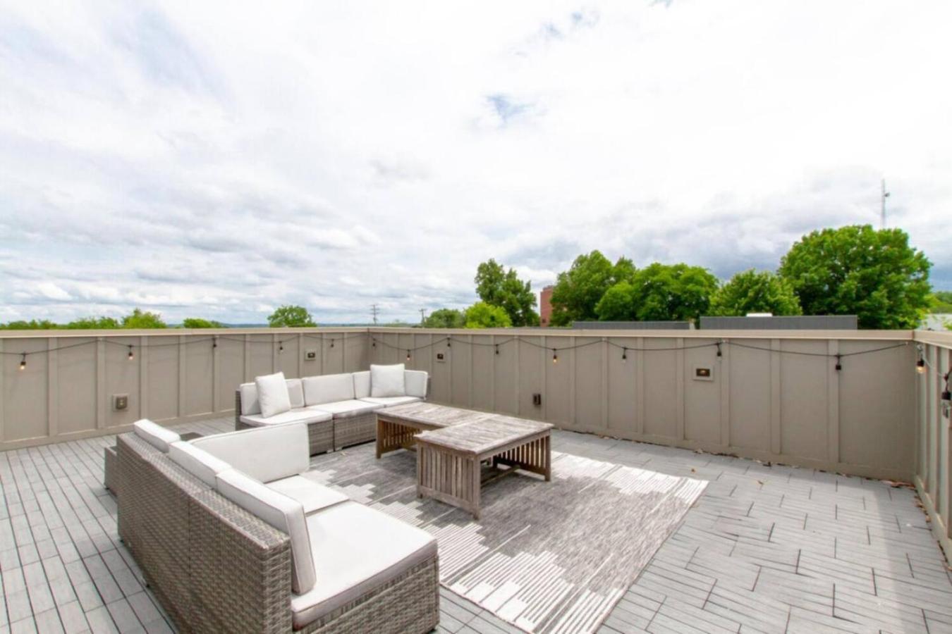 Howdy House New And Trendy With Rooftop Deck ناشفيل المظهر الخارجي الصورة